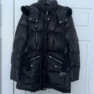 Woman Andrew Marc puffer jacket.Size M.Used(condition good).